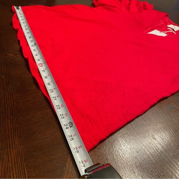 NWT Adrienne Red Ruched Sleeves V-Neck Top | Size Large - Picture 8 of 15